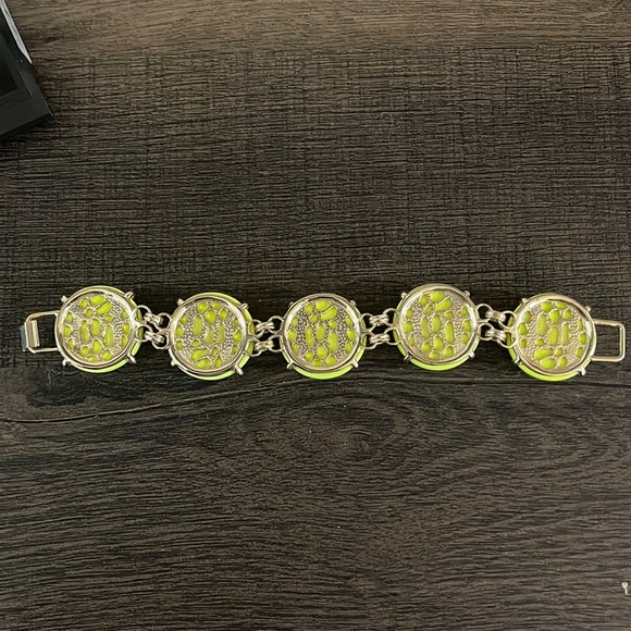 Rare Neon Yellow Kendra Scott Cassie Bracelet - Picture 3 of 4